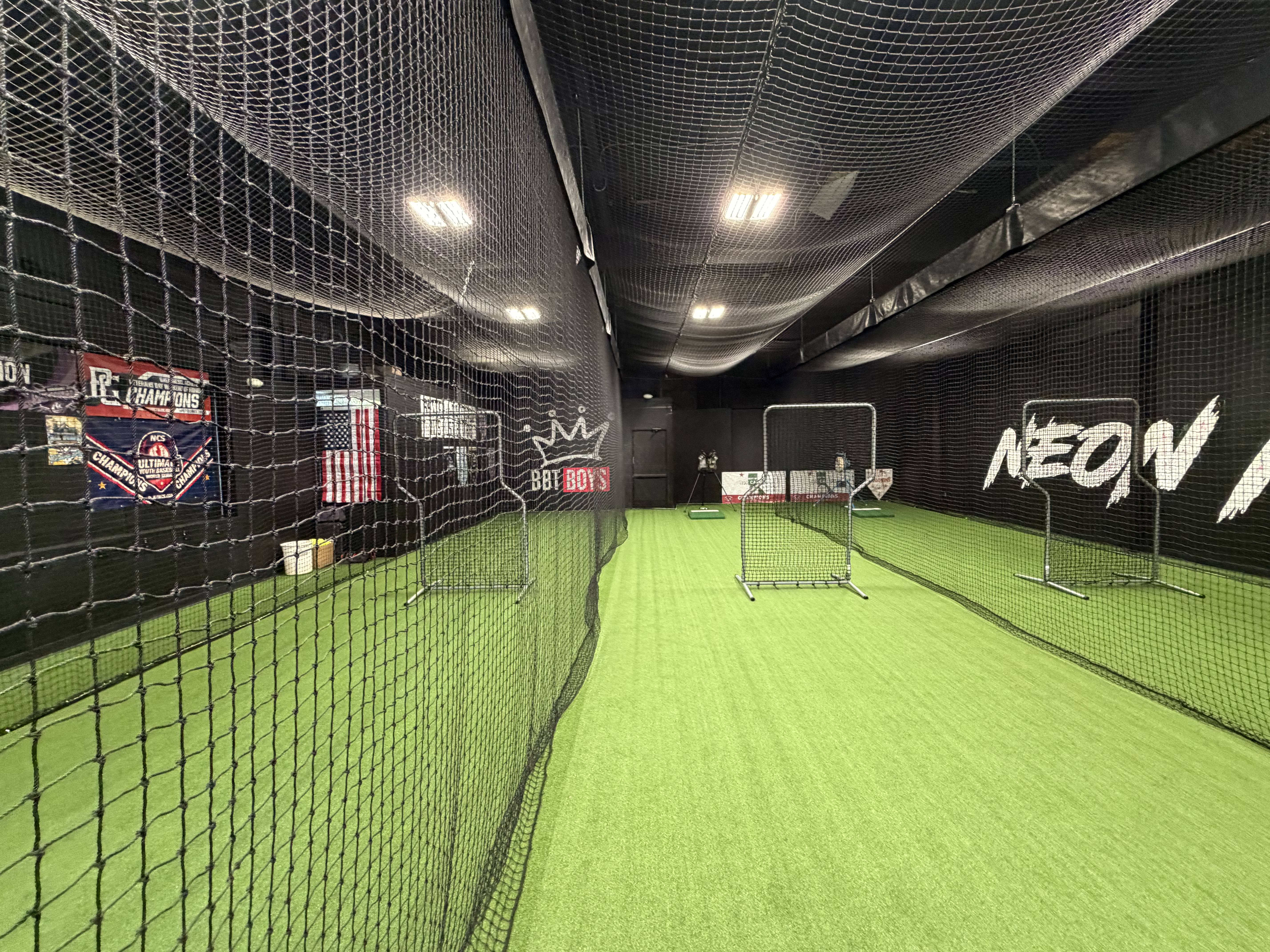 Indoor baseball facility for pitching development